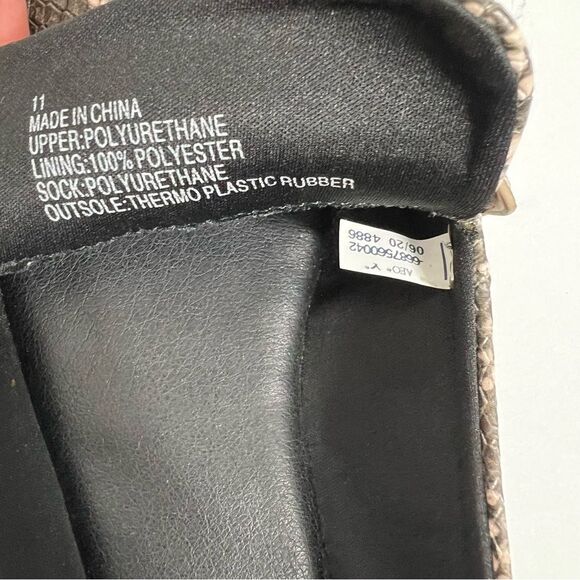 American Eagle Women’s Size 11 Beige Brown Animal Snake Skin Print Loafer Flat - Picture 7 of 9